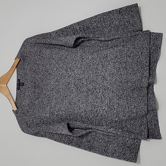 Eileen Fisher Silk Blend Lightweight Sweater - Picture 1 of 12